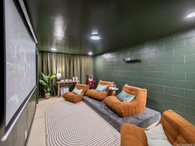 98-1743 Ulu Street, Aiea, HI 96701