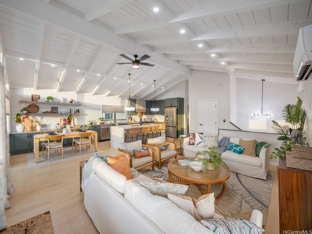 98-1743 Ulu Street, Aiea, HI 96701