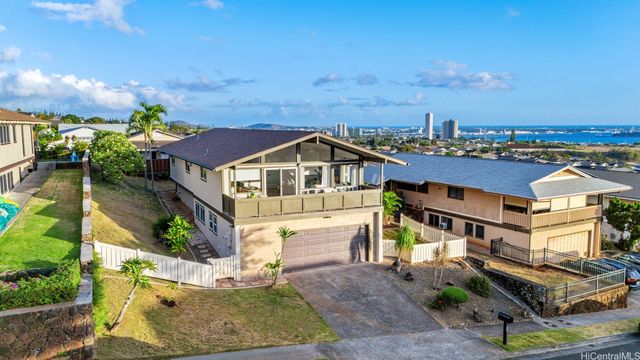 98-1743 Ulu Street, Aiea, HI 96701