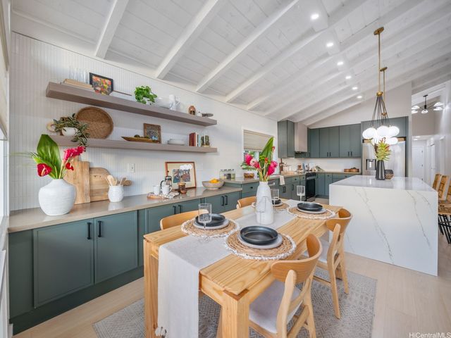 98-1743 Ulu Street, Aiea, HI 96701