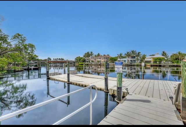 18390 SE Wood Haven Lane E, Jupiter, FL 33469