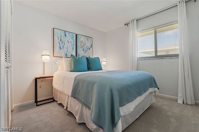 185 Palm DR 18L, Naples, FL 34112