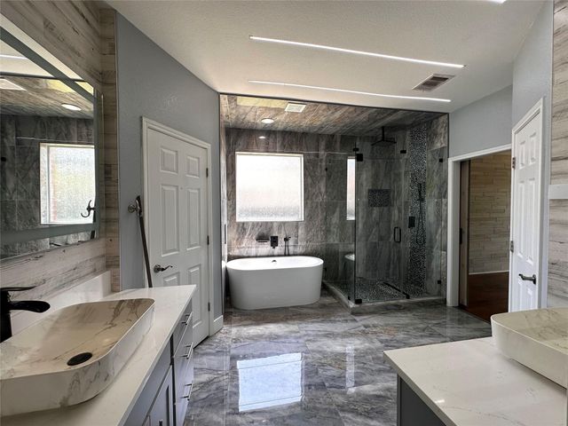 803 Mallard Lake TRL, Leander, TX 78641