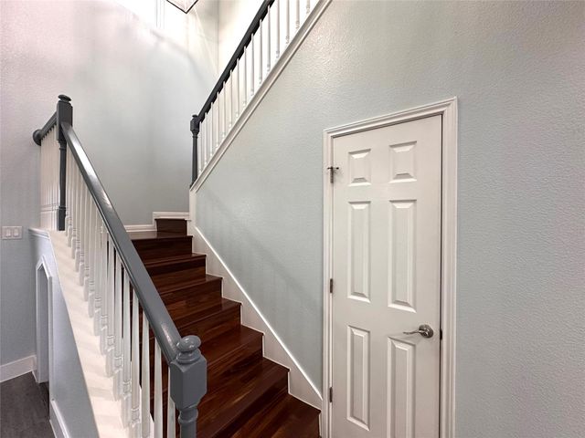 803 Mallard Lake TRL, Leander, TX 78641