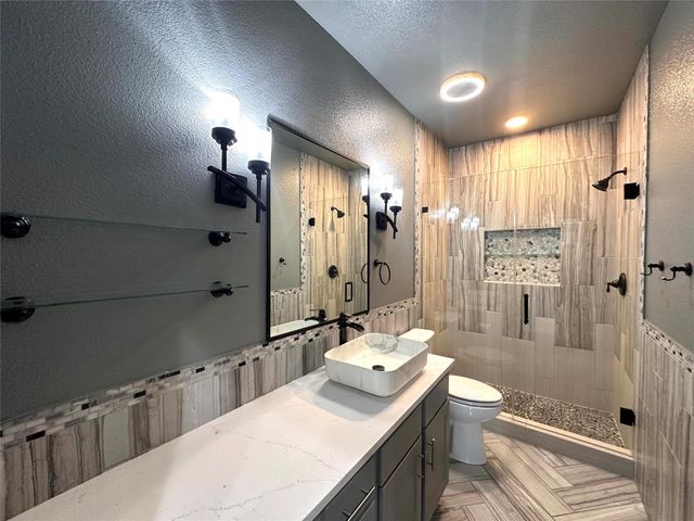 803 Mallard Lake TRL, Leander, TX 78641