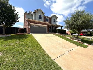 803 Mallard Lake TRL, Leander, TX 78641