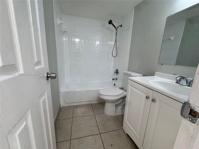 101 NE 41st St A9, Oakland Park, FL 33334