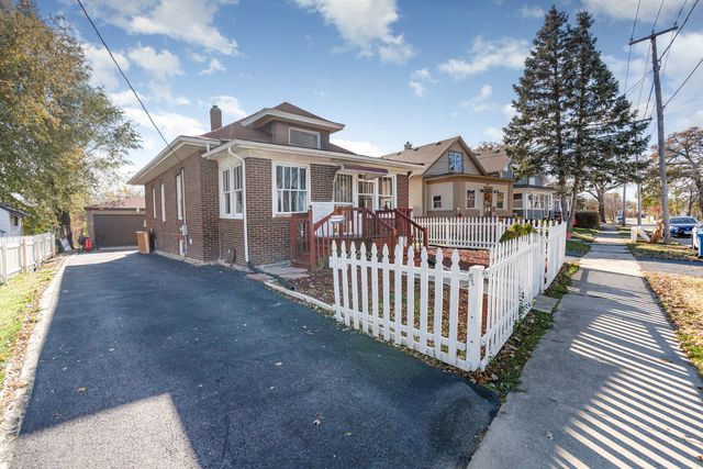 1311 Kane Street, Aurora, IL 60505