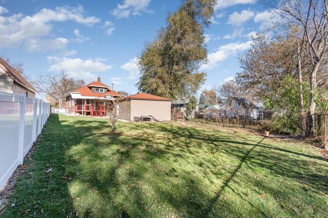 1311 Kane Street, Aurora, IL 60505