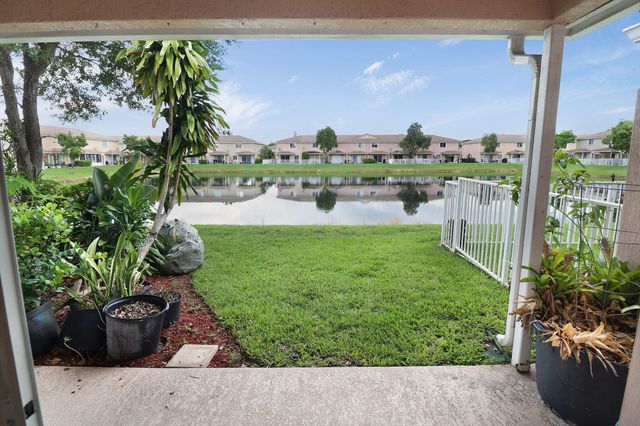 5930 ROYAL Way, Tamarac, FL 33321