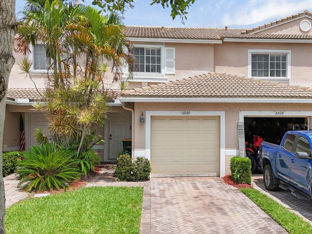 5930 ROYAL Way, Tamarac, FL 33321