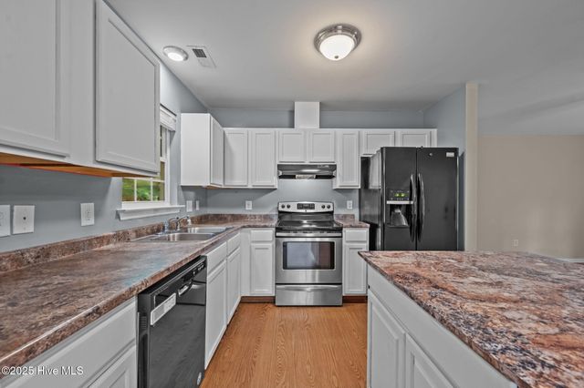 1624 Hargett Street, Jacksonville, NC 28540