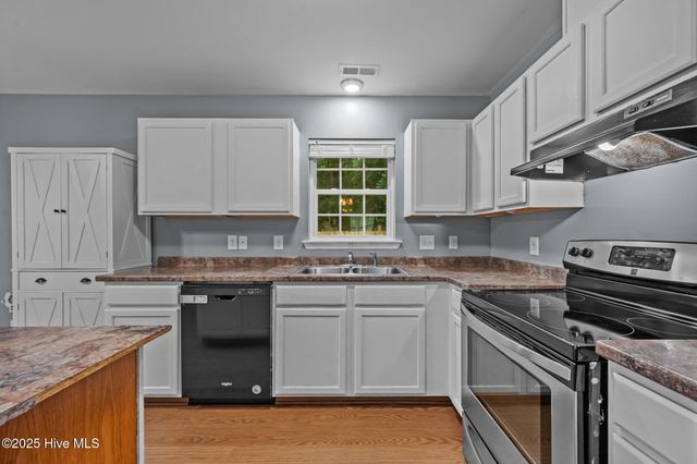 1624 Hargett Street, Jacksonville, NC 28540
