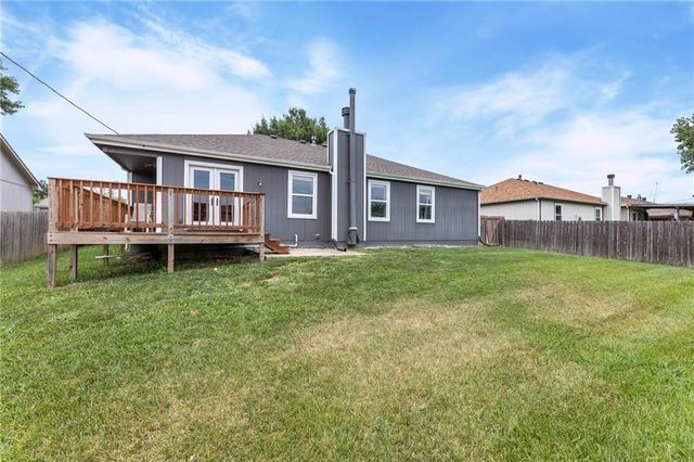 517 Shanandoah Drive, Edgerton, KS 66021
