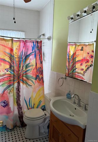 470 Lafayette Boulevard, Long Beach, NY 11561