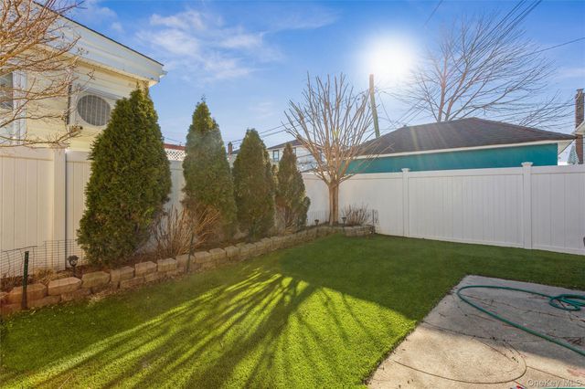 470 Lafayette Boulevard, Long Beach, NY 11561