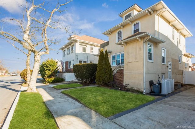 470 Lafayette Boulevard, Long Beach, NY 11561