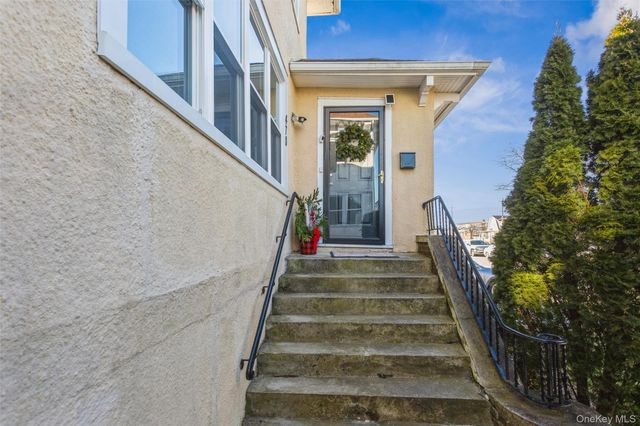 470 Lafayette Boulevard, Long Beach, NY 11561