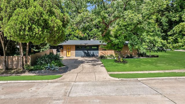 9907 Woodgrove Drive, Dallas, TX 75218