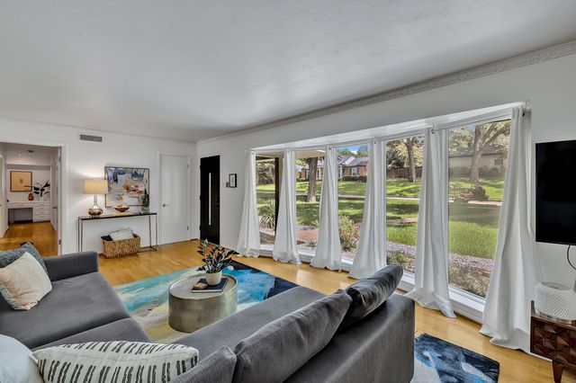 9907 Woodgrove Drive, Dallas, TX 75218