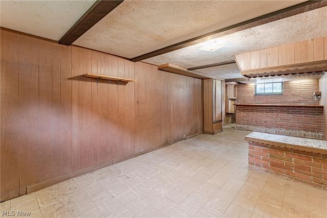 598 Morningview Avenue, Akron, OH 44305