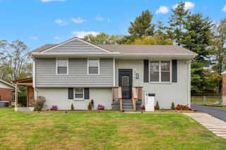 2375 Le Havre Road, Lexington, KY 40504