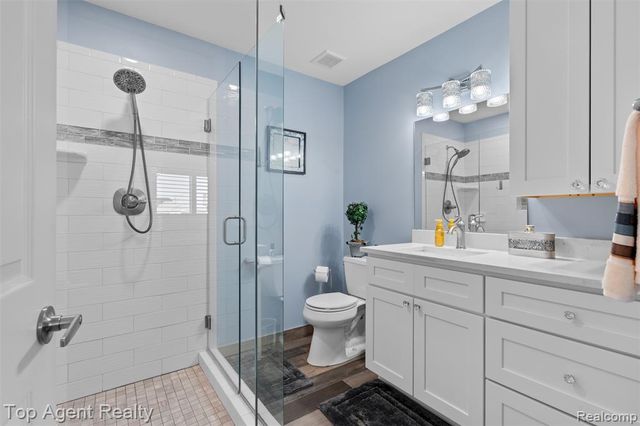 7910 Anchor Bay Drive, Clay, MI 48001