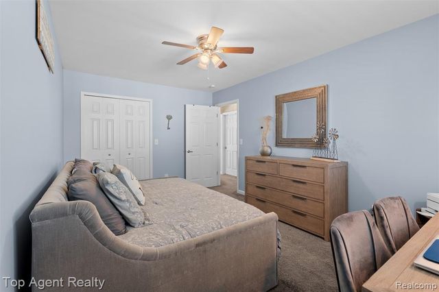 7910 Anchor Bay Drive, Clay, MI 48001