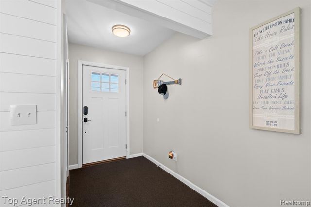 7910 Anchor Bay Drive, Clay, MI 48001