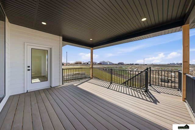 8521 Butterfly Court, Lincoln, NE 68526