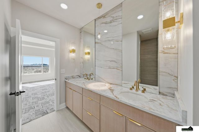 8521 Butterfly Court, Lincoln, NE 68526