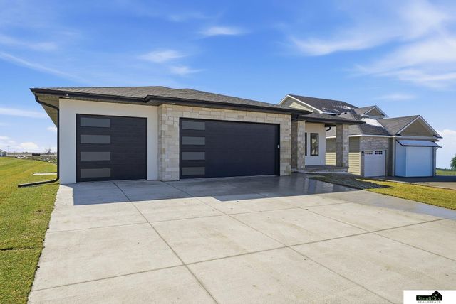 8521 Butterfly Court, Lincoln, NE 68526