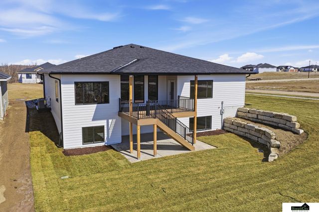 8521 Butterfly Court, Lincoln, NE 68526