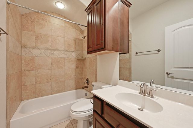 6708 Menchaca RD 34, Austin, TX 78745