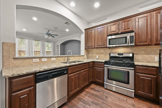 6708 Menchaca RD 34, Austin, TX 78745