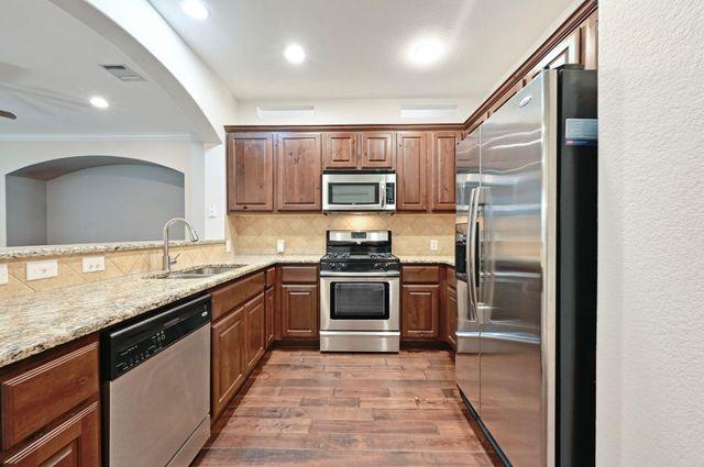 6708 Menchaca RD 34, Austin, TX 78745