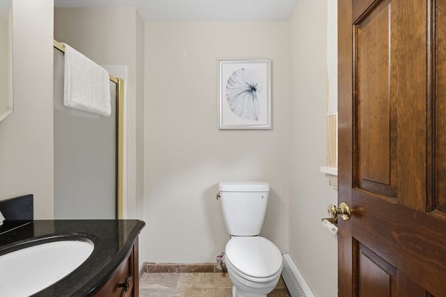 109 Country Ln, Leominster, MA 01453