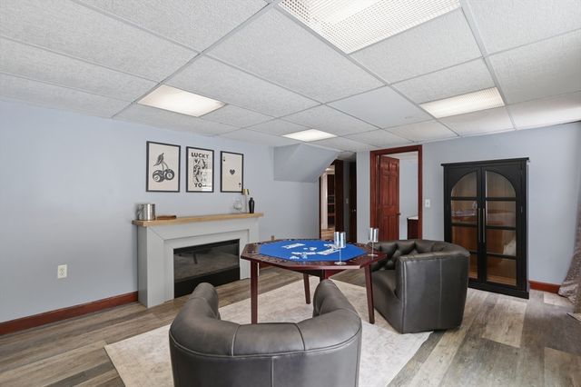109 Country Ln, Leominster, MA 01453