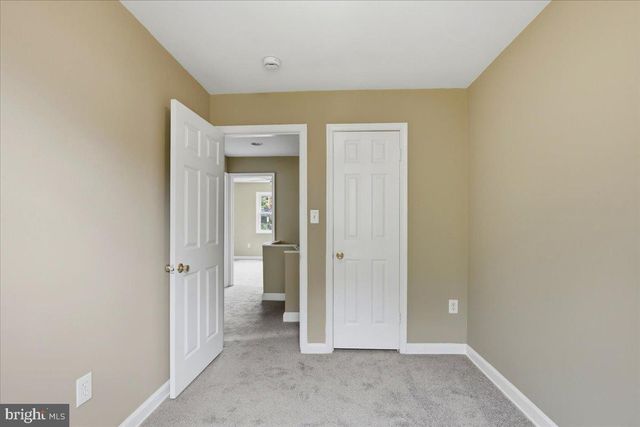 7632 W PARK DR, Hyattsville, MD 20783