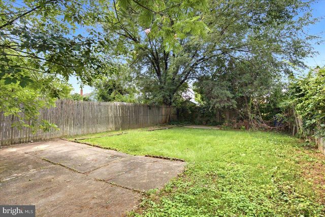 7632 W PARK DR, Hyattsville, MD 20783