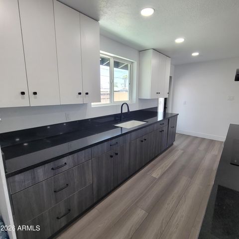 4022 N 55TH Avenue, Phoenix, AZ 85031