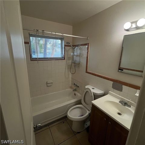 2301 Cranford AVE 1, Fort Myers, FL 33916
