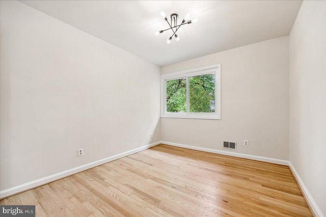 1901 LADD ST, Silver Spring, MD 20902