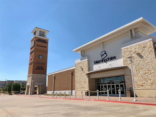 7509 Camas Avenue, Grand Prairie, TX 76084