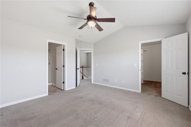 1827 NW 82nd Terrace, Kansas City, MO 64151