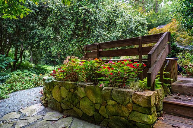 184 Lystra Estates Drive, Chapel Hill, NC 27517