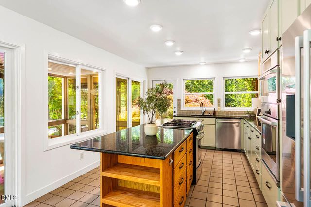 184 Lystra Estates Drive, Chapel Hill, NC 27517