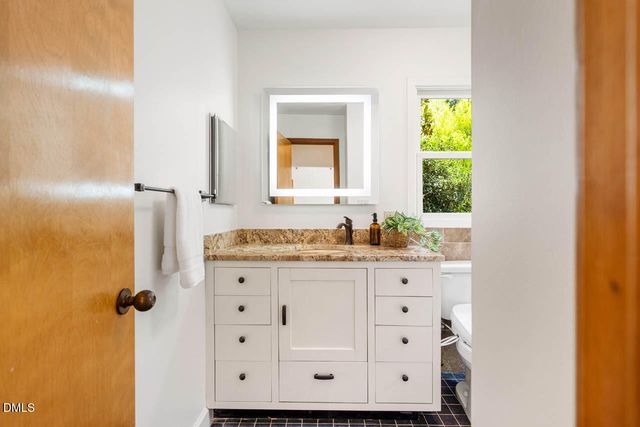 184 Lystra Estates Drive, Chapel Hill, NC 27517