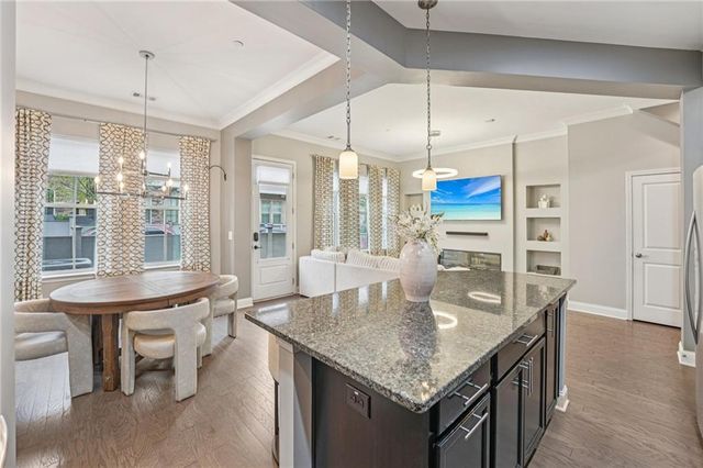 450 Cranleigh Ridge SE, Smyrna, GA 30080