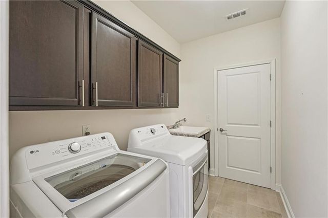 450 Cranleigh Ridge SE, Smyrna, GA 30080